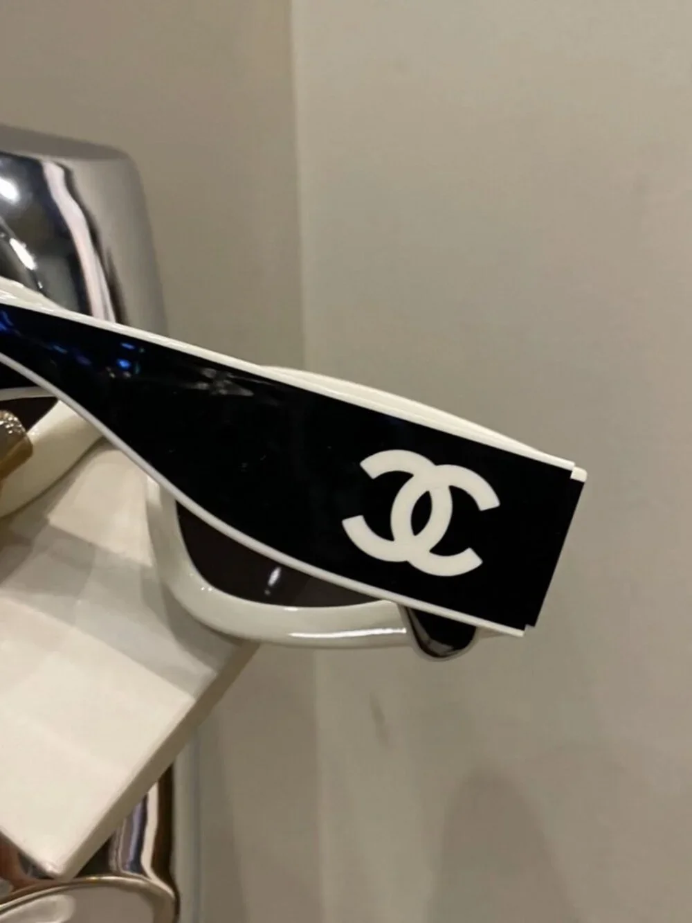 CHANEL CH5525 Rectangle Sunglasses 52mm Black White/Gray Polarized Lens 100% UV